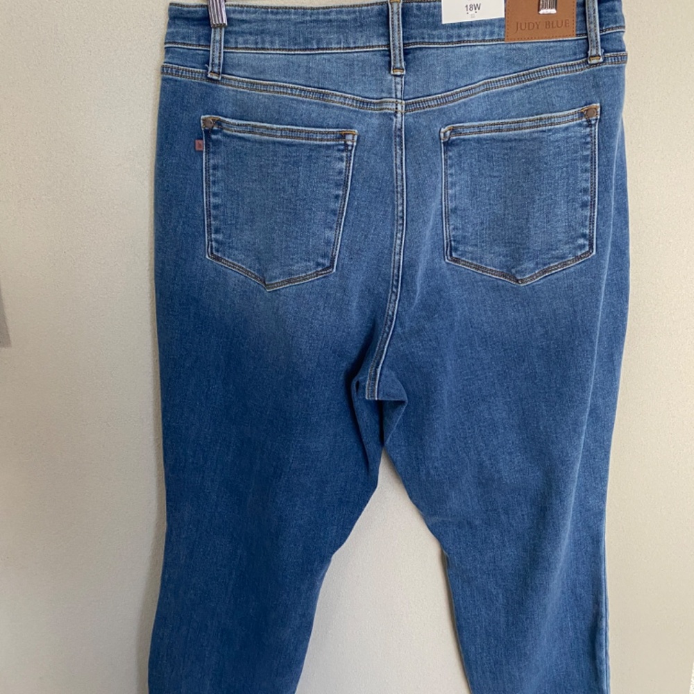 NWT Judy Blue Jeans Sz 18W High Rise Skinny Fit Medium Wash Girlfriend JB82349MD - Picture 2 of 8